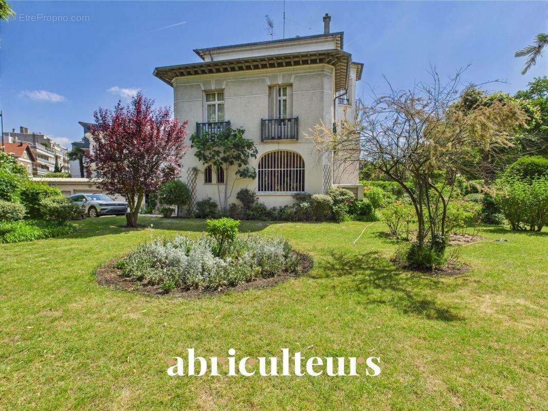 Appartement à SAINT-MANDE