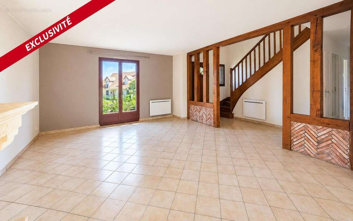 Maison à LA CHAPELLE-SAINT-AUBIN