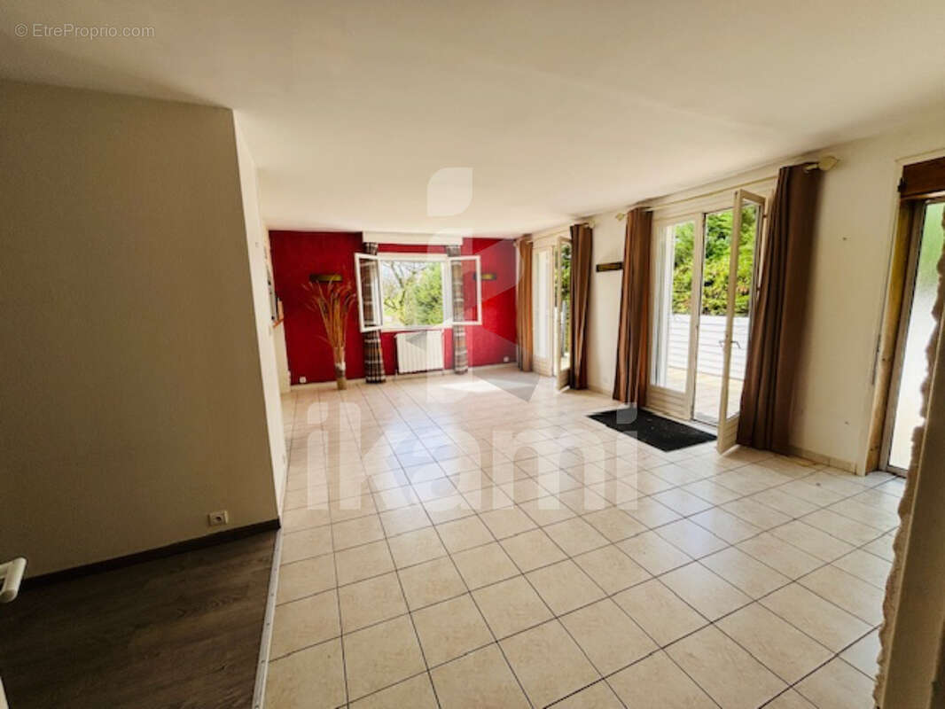 Maison à SAINT-RAMBERT-D'ALBON