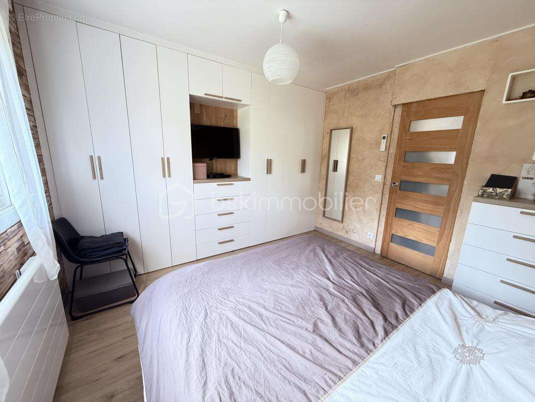 Maison à PONT-L&#039;EVEQUE