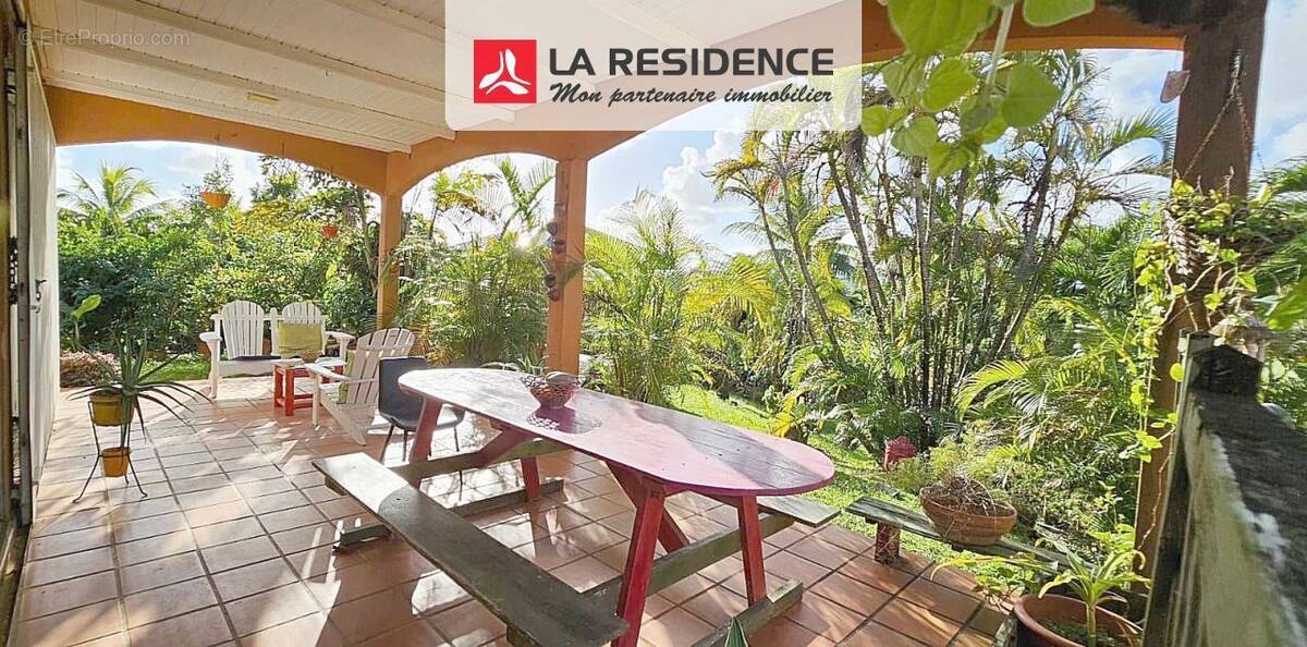 Maison à LE LAMENTIN