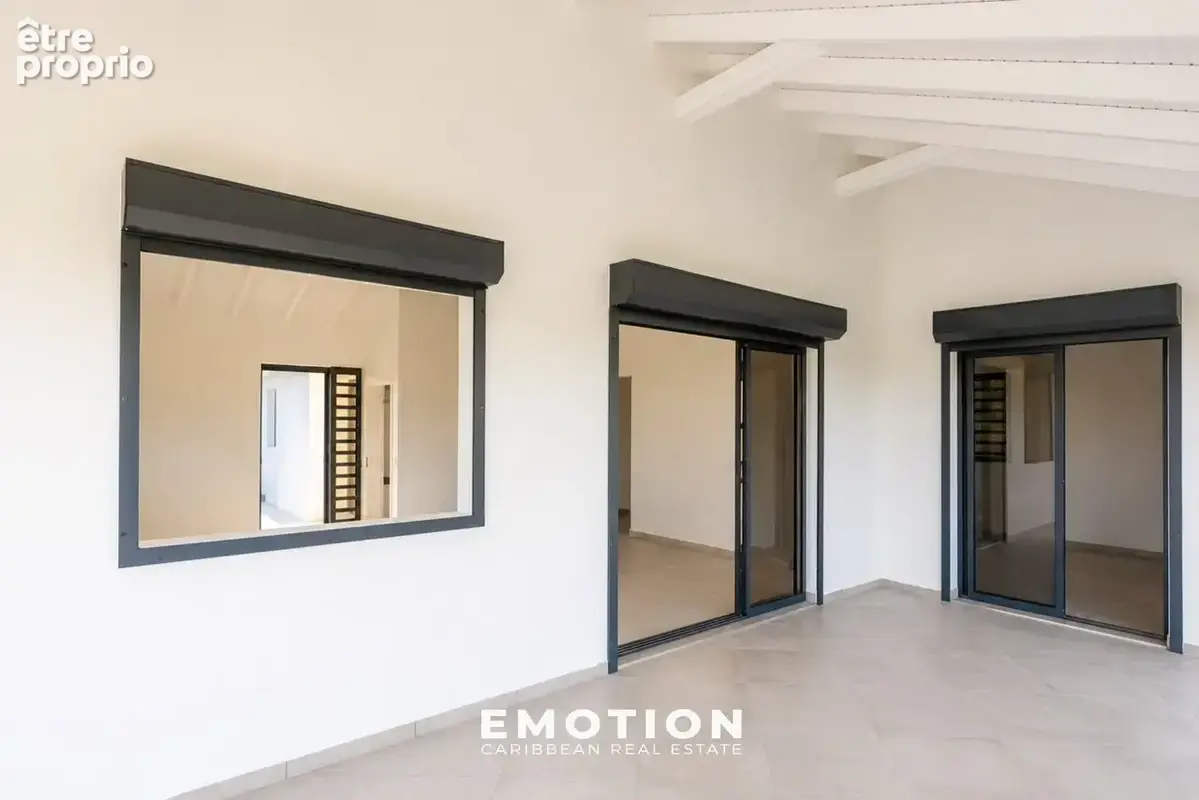 Villa contemporaine neuve T4   120 m2 habitables   Saint-François - photo 4