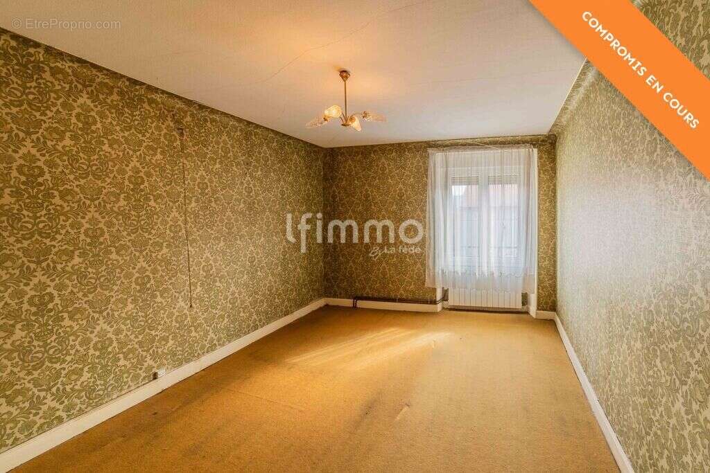 Sous Compromis : Bâtisse Historique, à vendre dans le Saulnois - photo 11