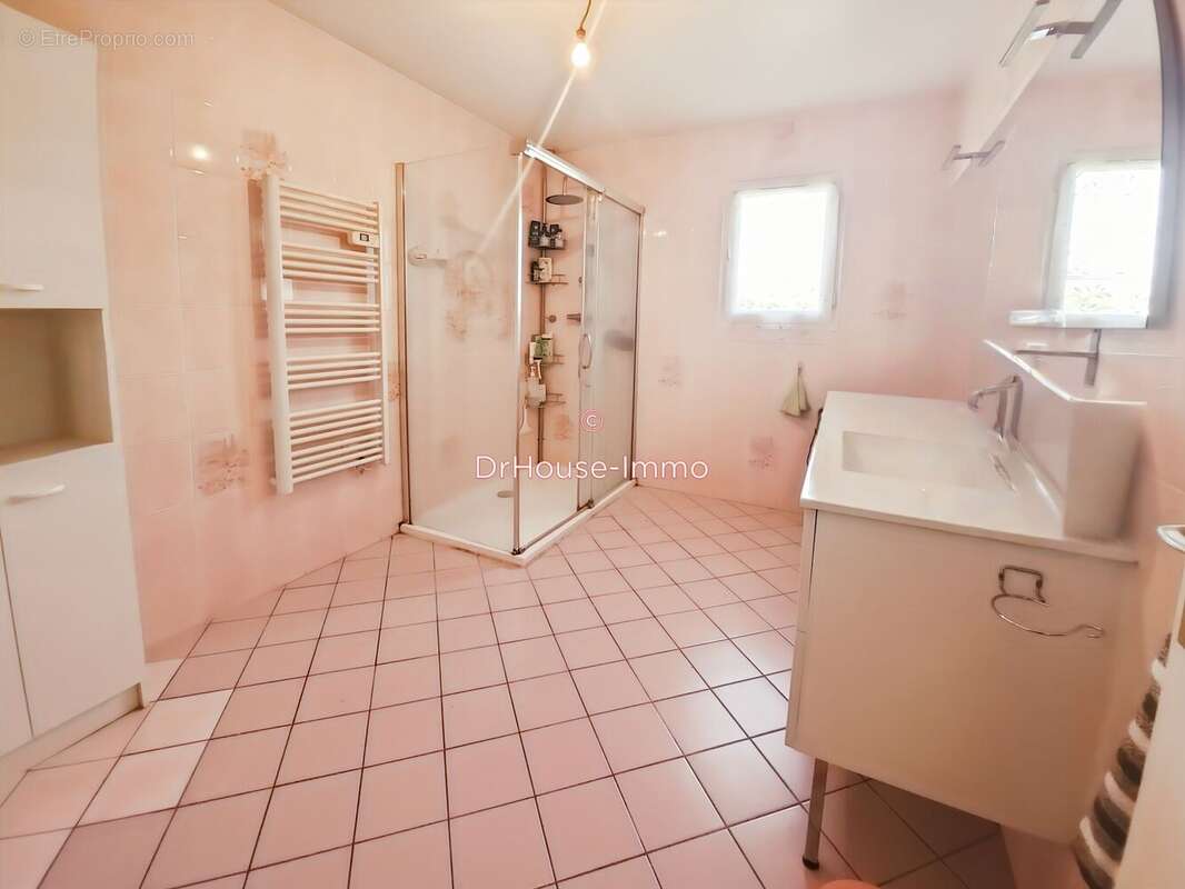 Maison à BONNETABLE