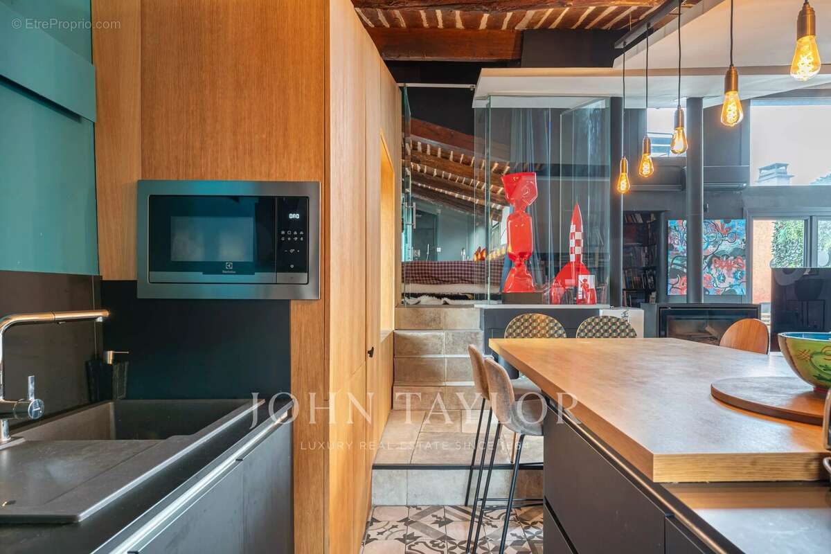Appartement à AIX-EN-PROVENCE