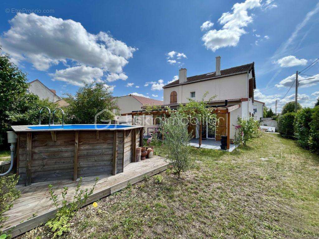 Maison à LIMEIL-BREVANNES