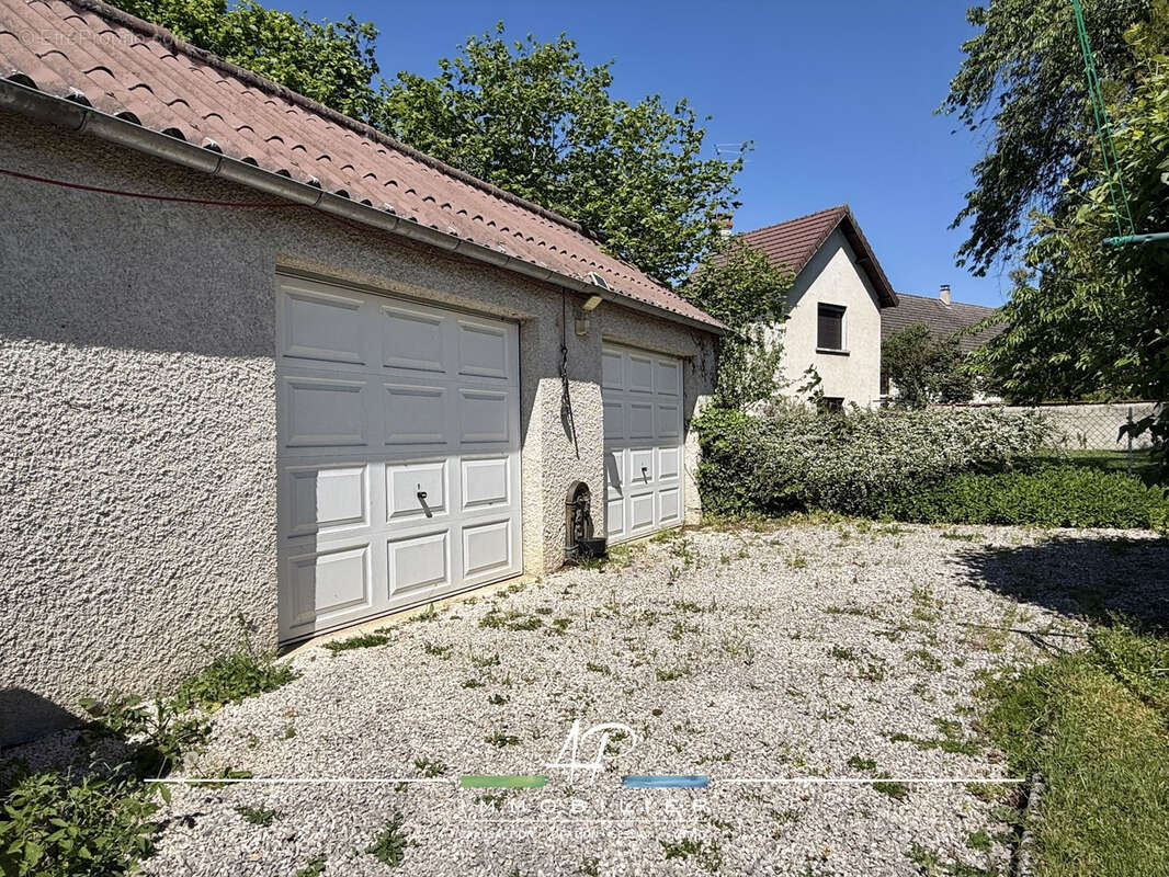 Maison à COUTERNON