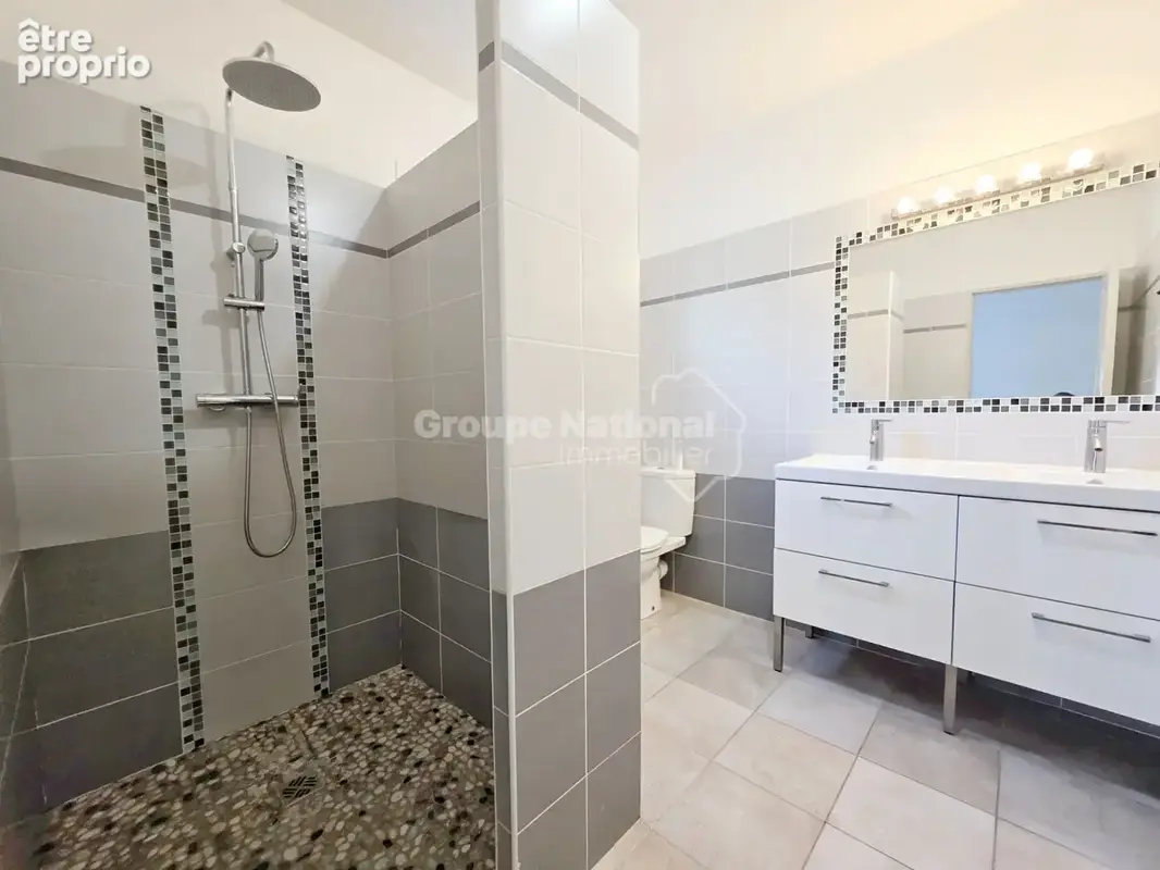 Maison de plain-pied T4 -116 m² -Terrain 3166 m² - Cadre verdoyant et sans vis-à-vis - photo 10