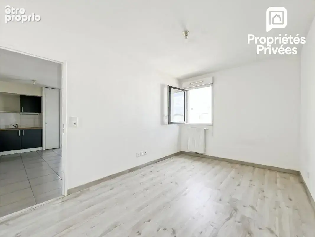 Appartement T3 avec terrasse dans une résidence sécurisée au coeur du quartier Courréjean à Villenave-d'Ornon - 63m² - 199 900 - photo 5