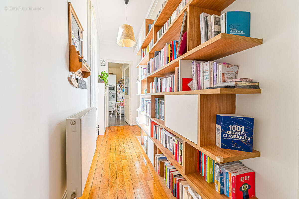 Appartement à PARIS-18E