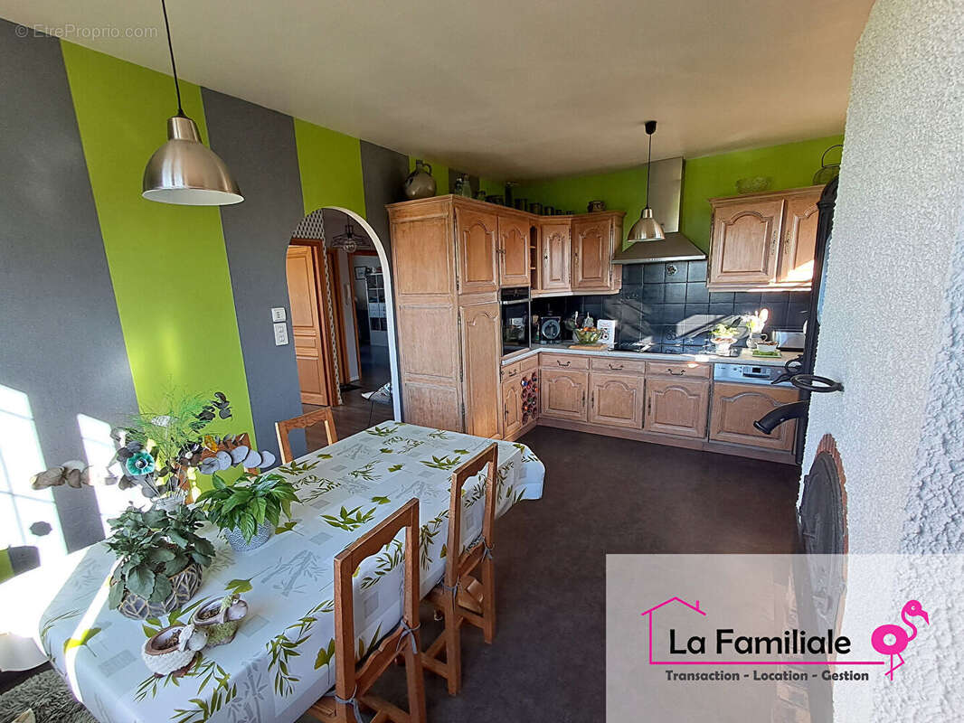 Maison à LE CLERJUS