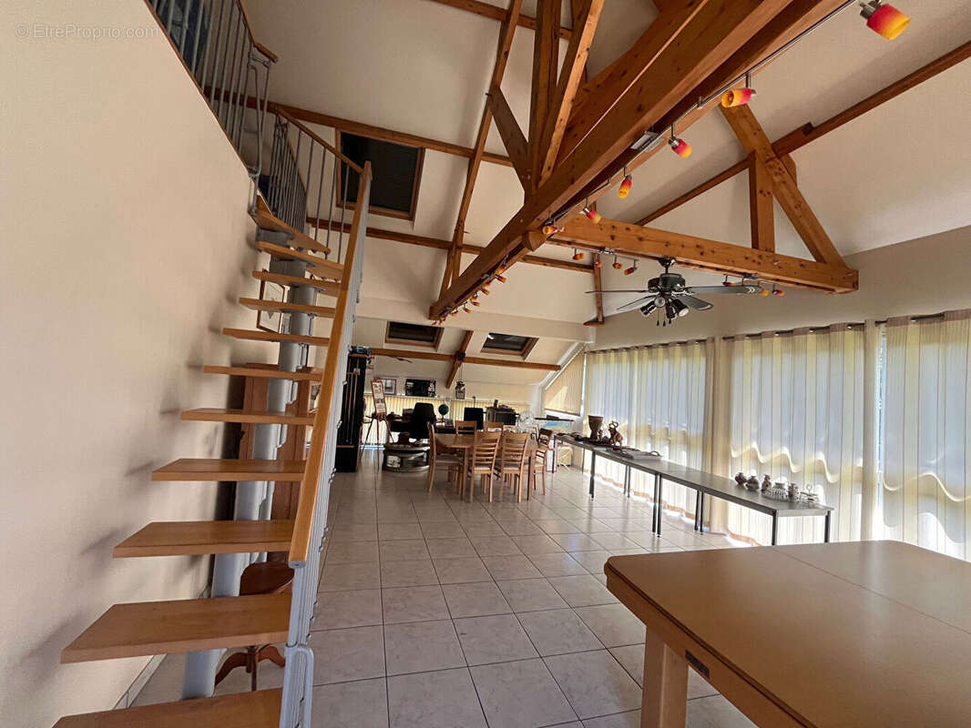 Maison Laval 7 pièce(s) 199 m2 - photo 4