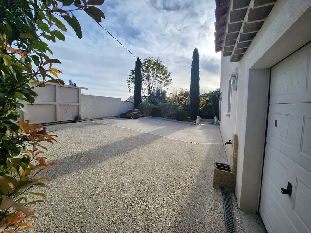 Maison à SAINT-MAXIMIN