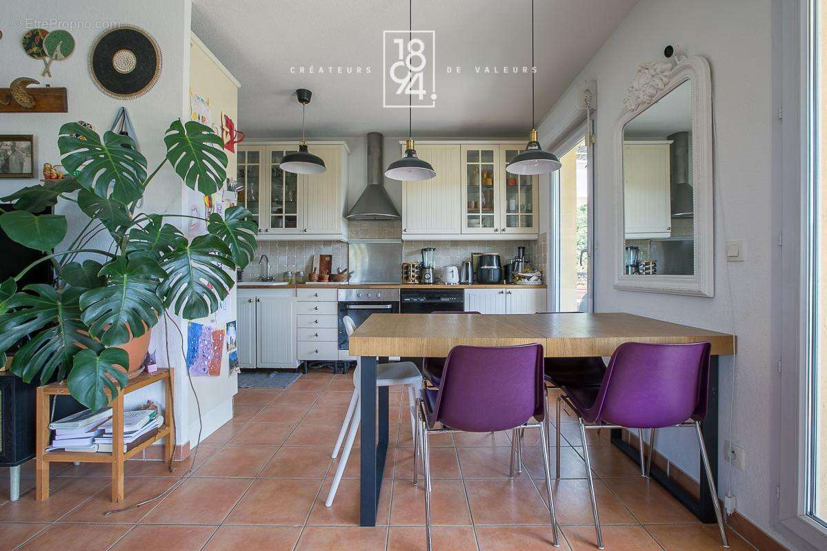 Appartement T3 à vendre Aix La Duranne (13100)  69 m²  Terrasse 14m2 I Parking - photo 8
