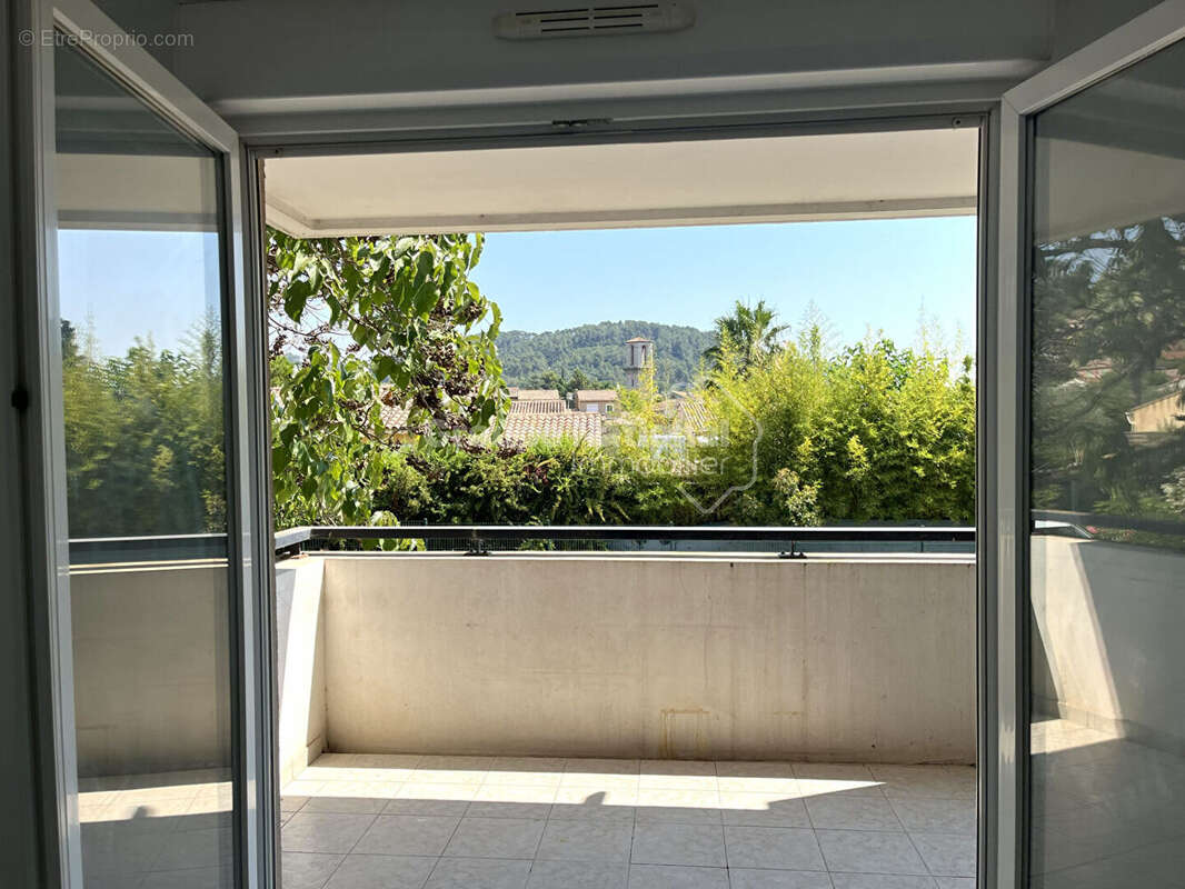 Appartement à LE LUC