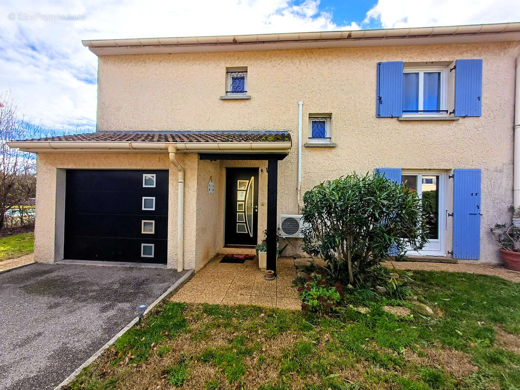 Maison à LE TEIL