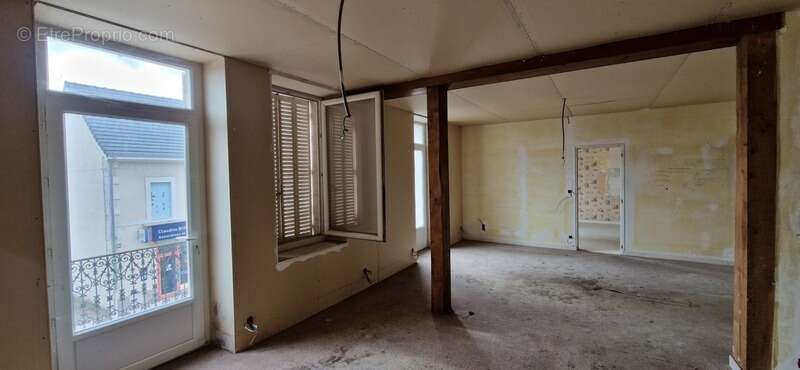 Appartement à SAINT-ELOY-LES-MINES