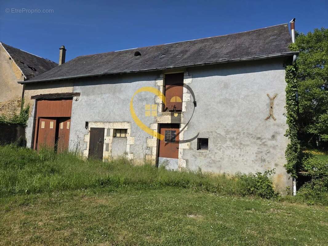 Maison à NEUVY-DEUX-CLOCHERS