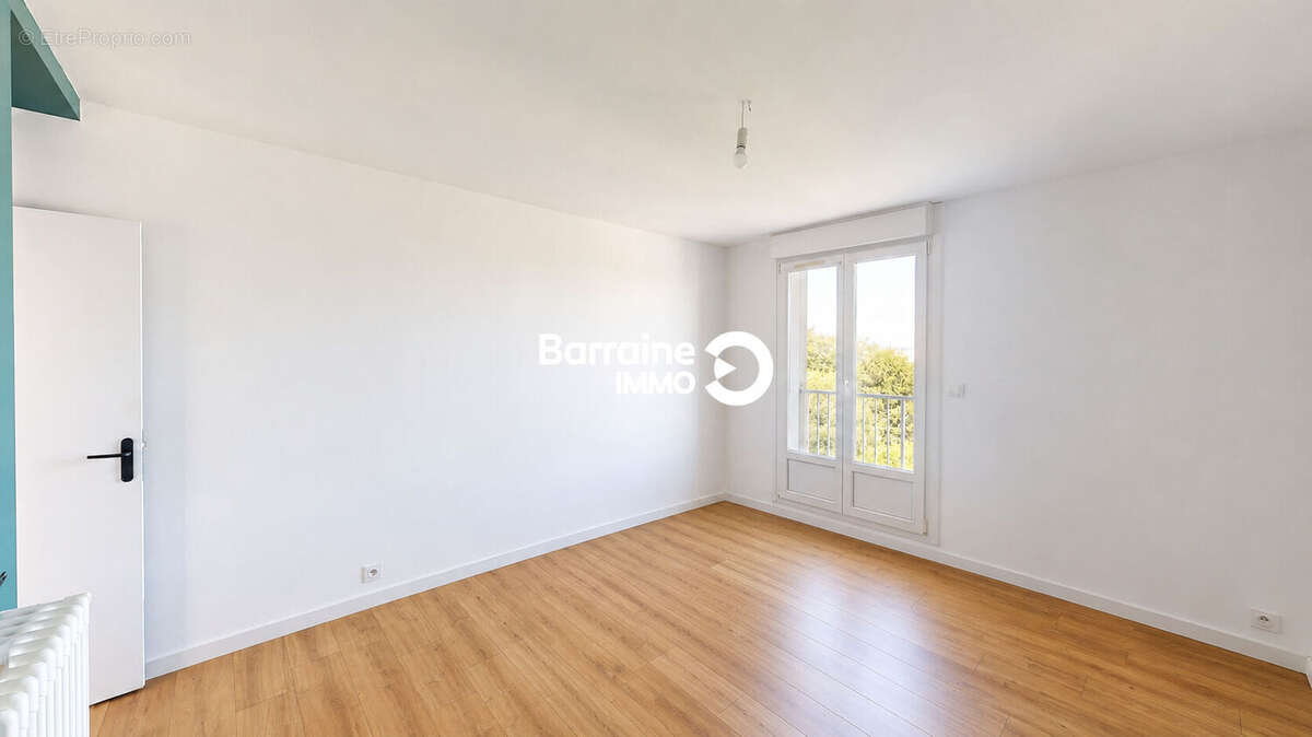 A vendre brest corniche appartement t4 ascenseur balcon vue mer - photo 7
