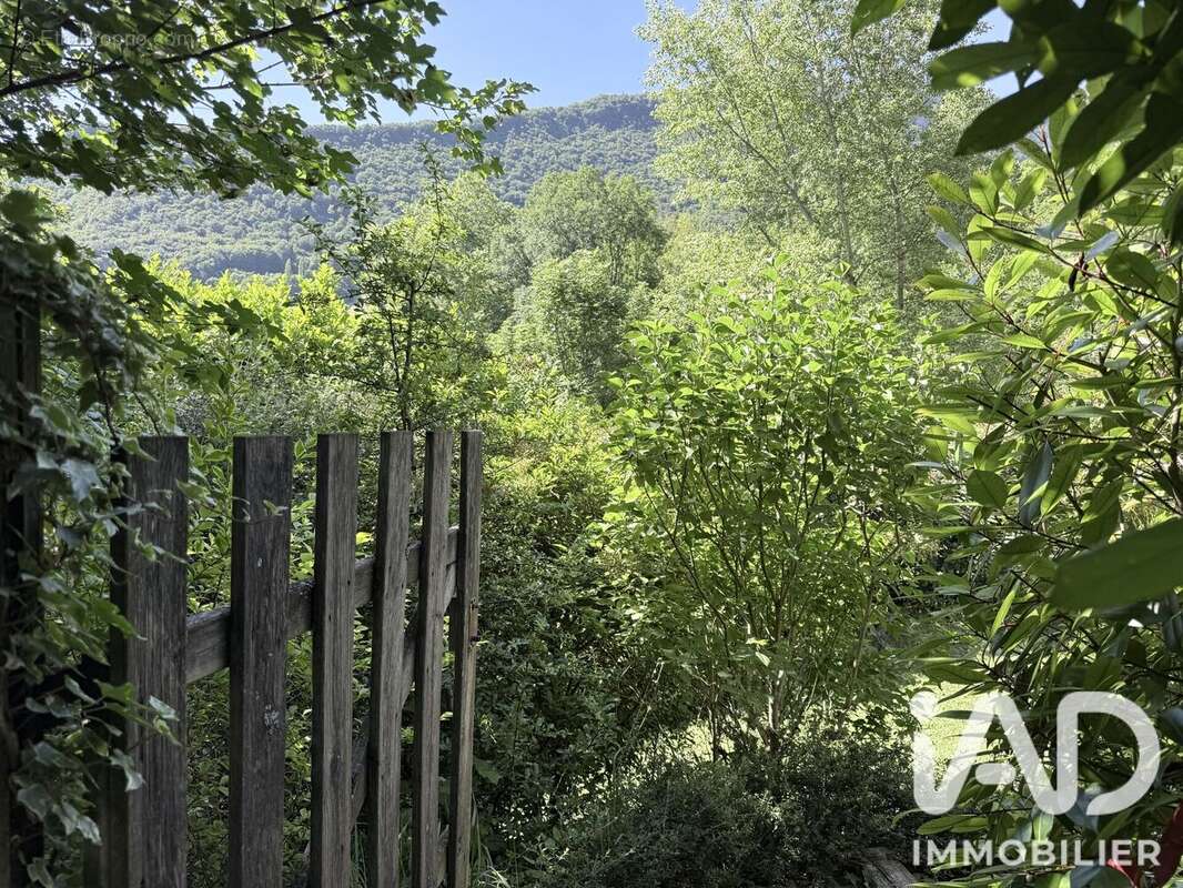 Photo 2 - Maison à QUAIX-EN-CHARTREUSE