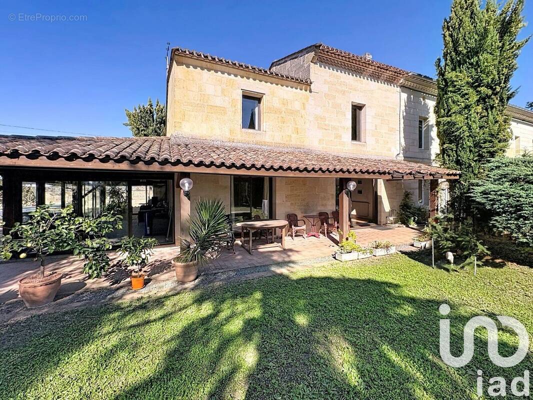 Photo 1 - Maison à SAINT-SULPICE-DE-FALEYRENS