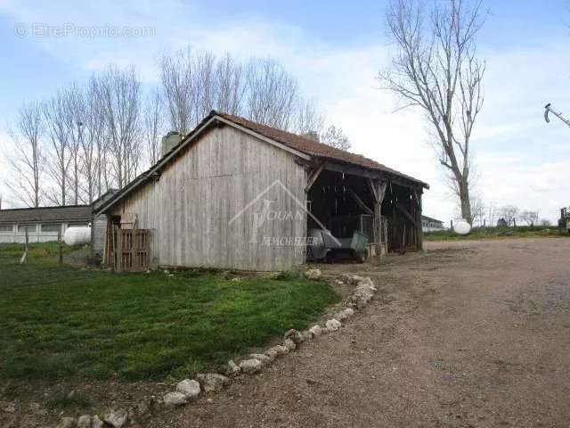 Maison à VARENNES-SUR-ALLIER