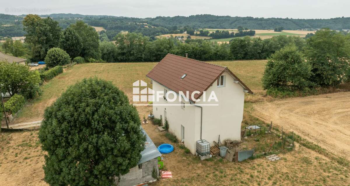 FONCIA - Maison familiale 4 pièces de 122 m2 - photo 3