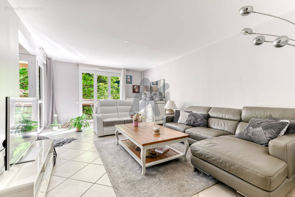 Appartement à FRANCHEVILLE
