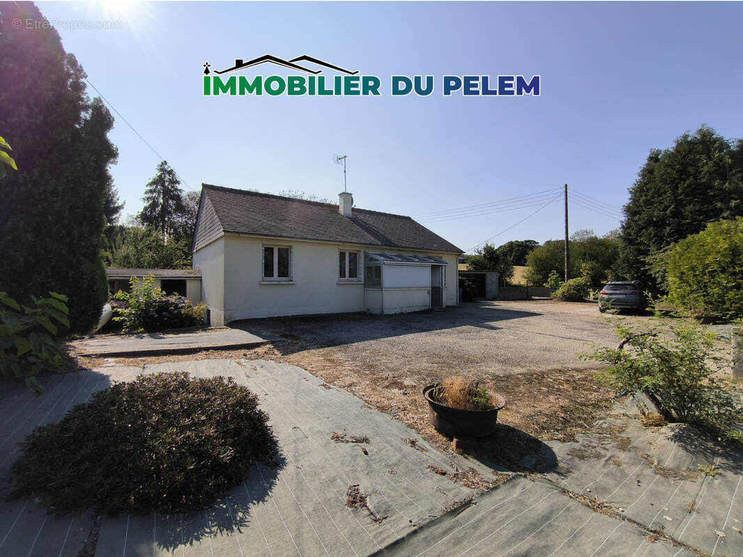 Maison à CORLAY
