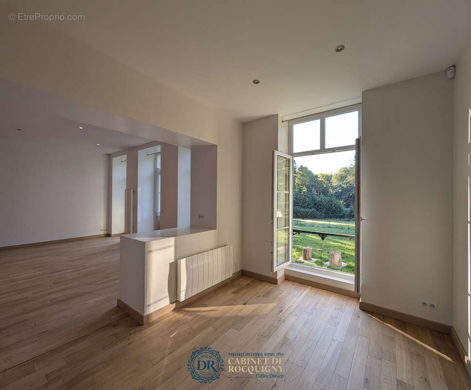 Appartement à SAINT-JEAN-DE-BRAYE