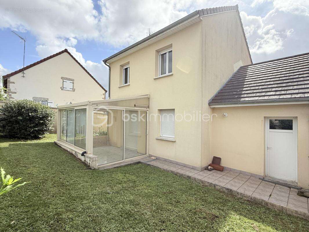 Maison familiale chaleureuse située dans un secteur tranquille, à deux pas des commodités - photo 19