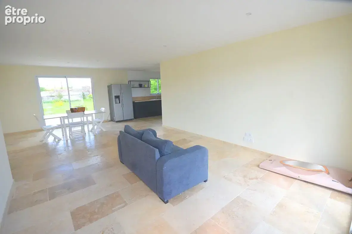 Maison 92 m² à Cozes  - photo 4