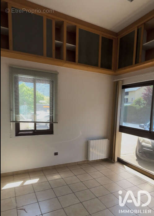 Commerce 142 m² à L'argentiere-La-Bessee  - photo 5