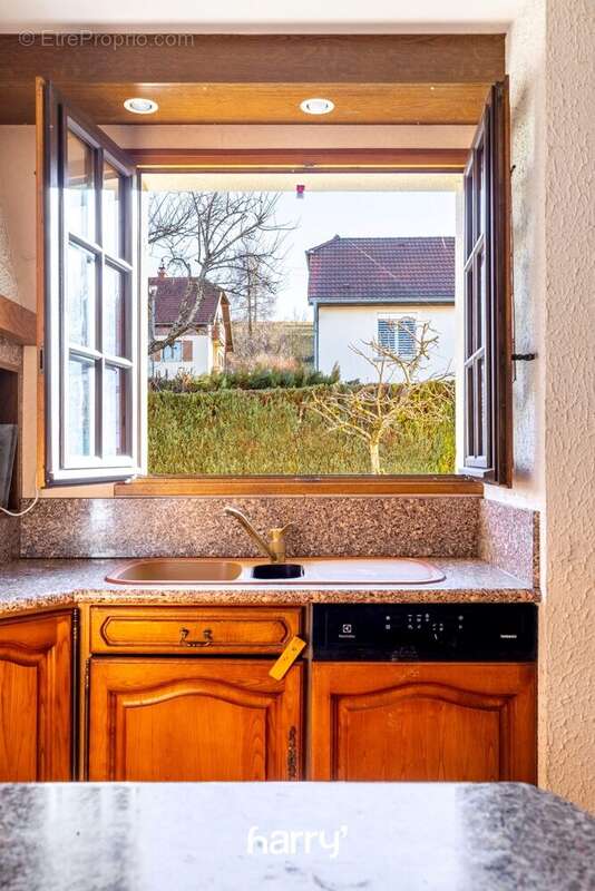 Maison 155 m² à Pontarlier  - photo 6