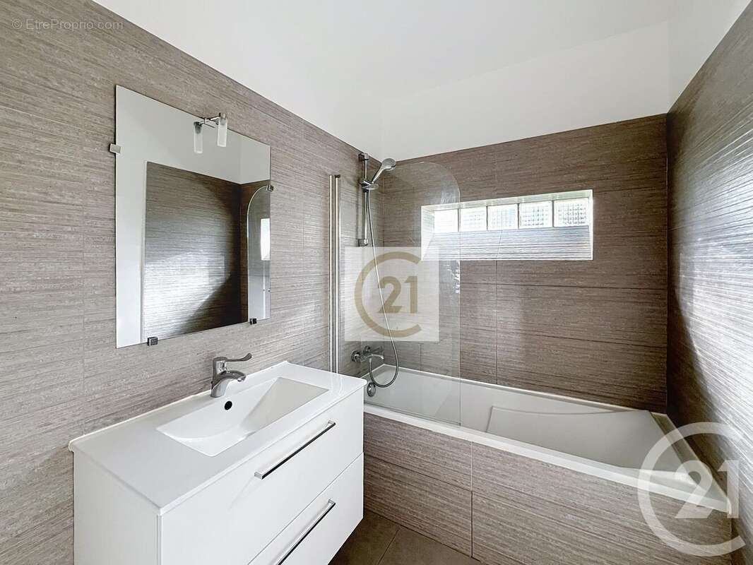 Appartement à SAINT-CLOUD