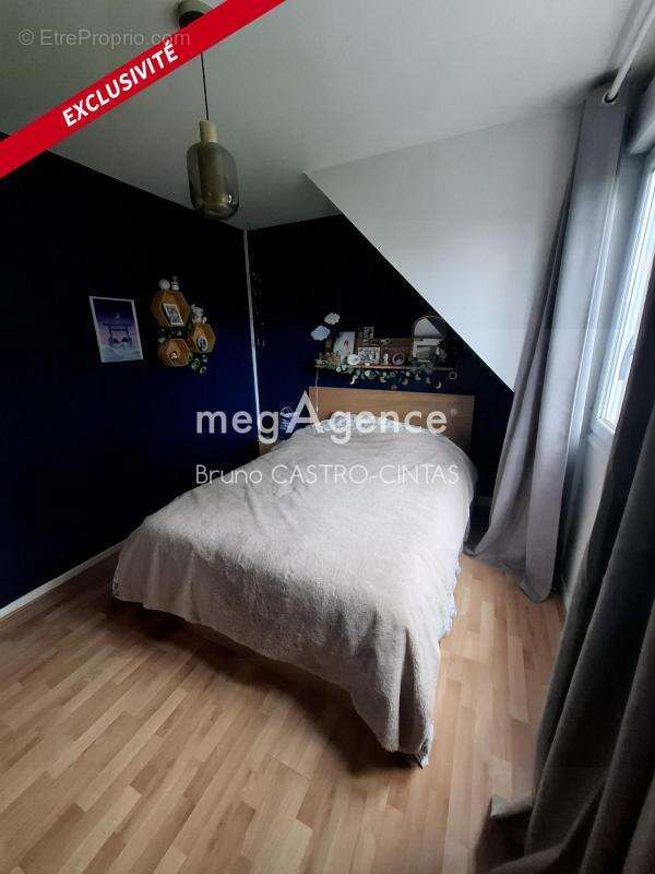 Maison à SAINT-JEAN-DE-BRAYE