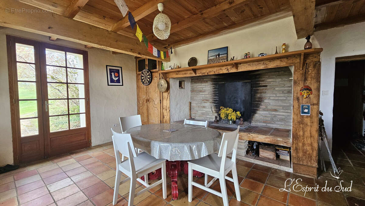 Maison à RABASTENS