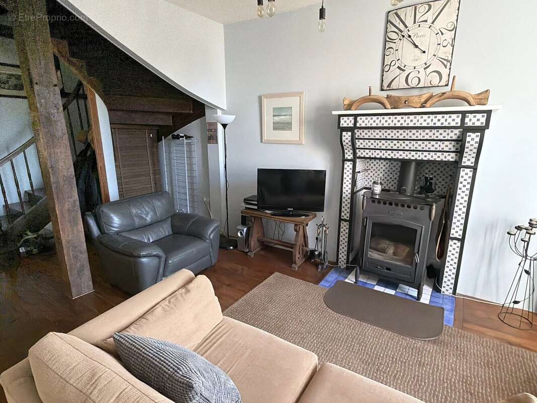 Maison spacieuse de 4 à 5 chambres, cuisine équipée, grands jardins - photo 4