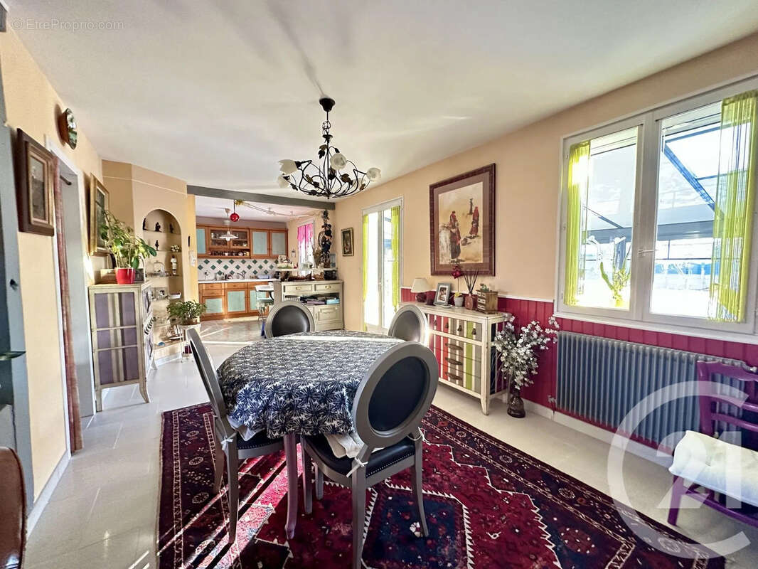 Maison à MOULHARD