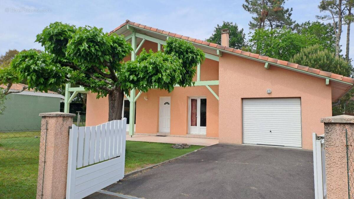 Maison à SOUSTONS