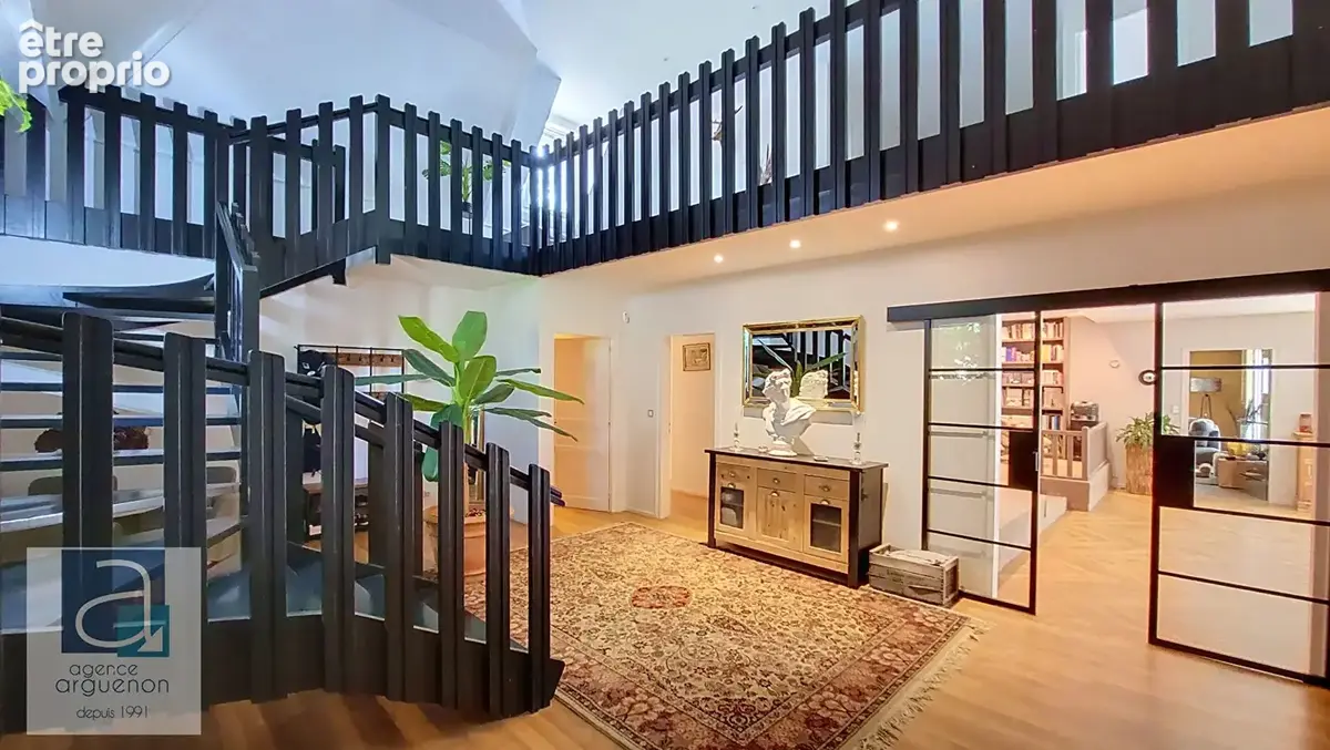 DINAN - Propriété d'exception de 360 m² avec piscine, 6/7 chambres et parc - photo 2