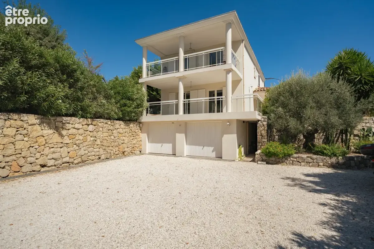 Mougins   Villa contemporaine 134 m2 avec piscine et vaste garage - photo 2