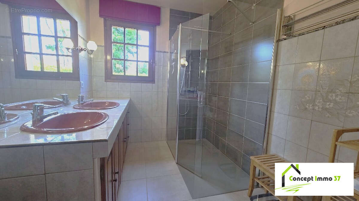 Maison 136 m² à Epeigne-Les-Bois  - photo 6