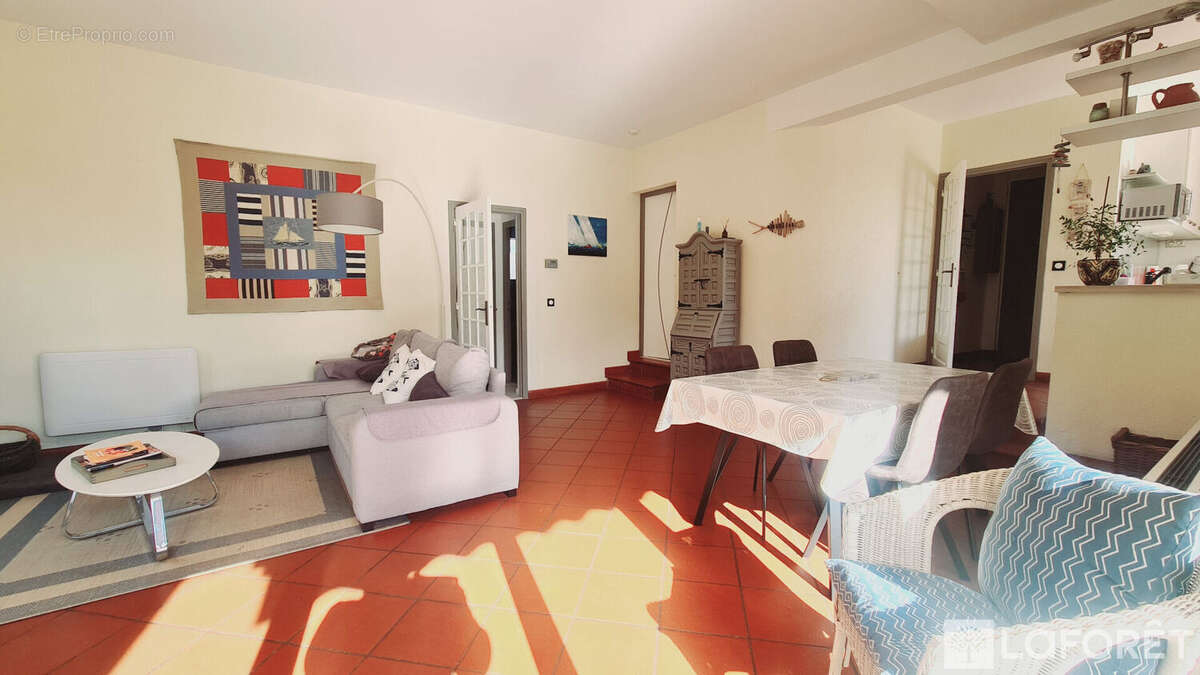 Appartement à BOUZIGUES