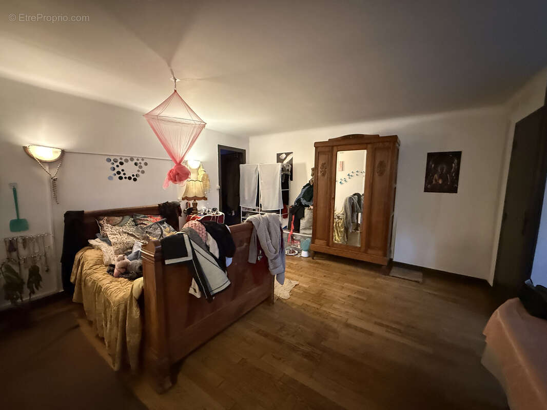 Maison à COSNE-COURS-SUR-LOIRE