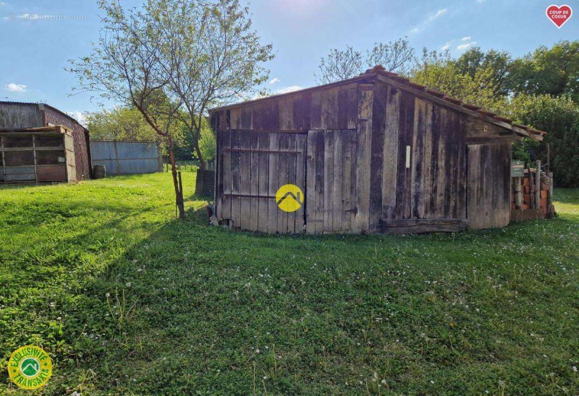 Maison à LA GUERCHE-SUR-L'AUBOIS
