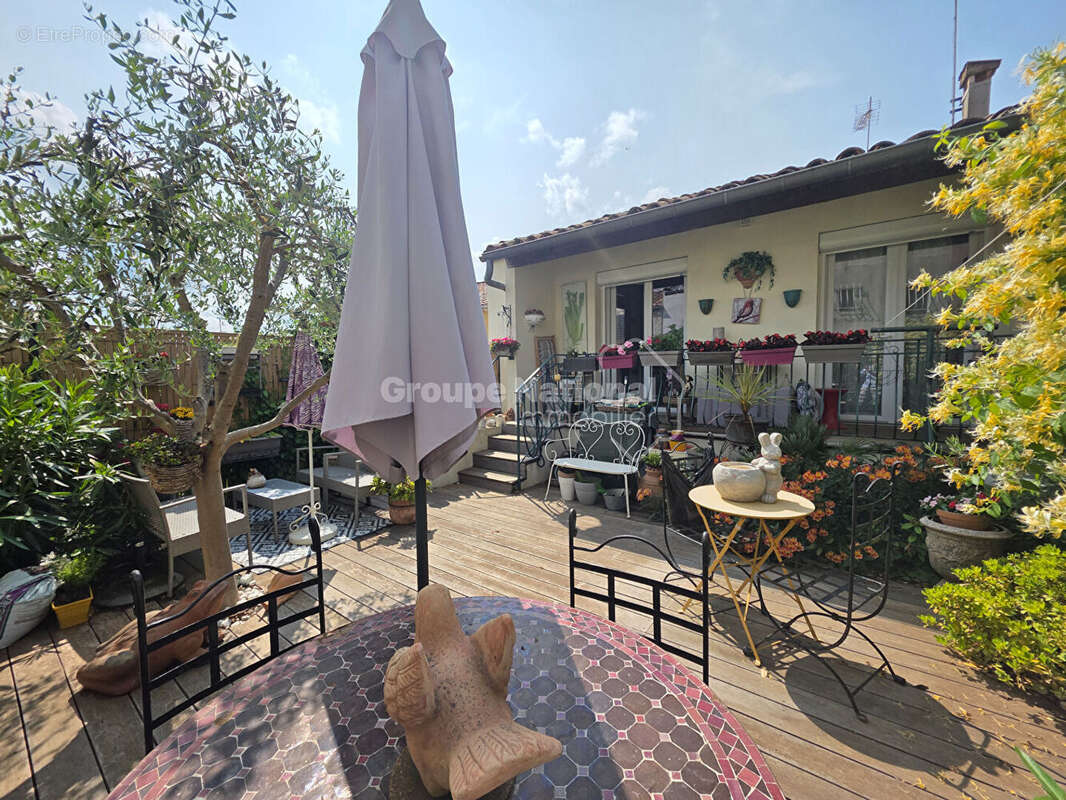 Maison à GREOUX-LES-BAINS