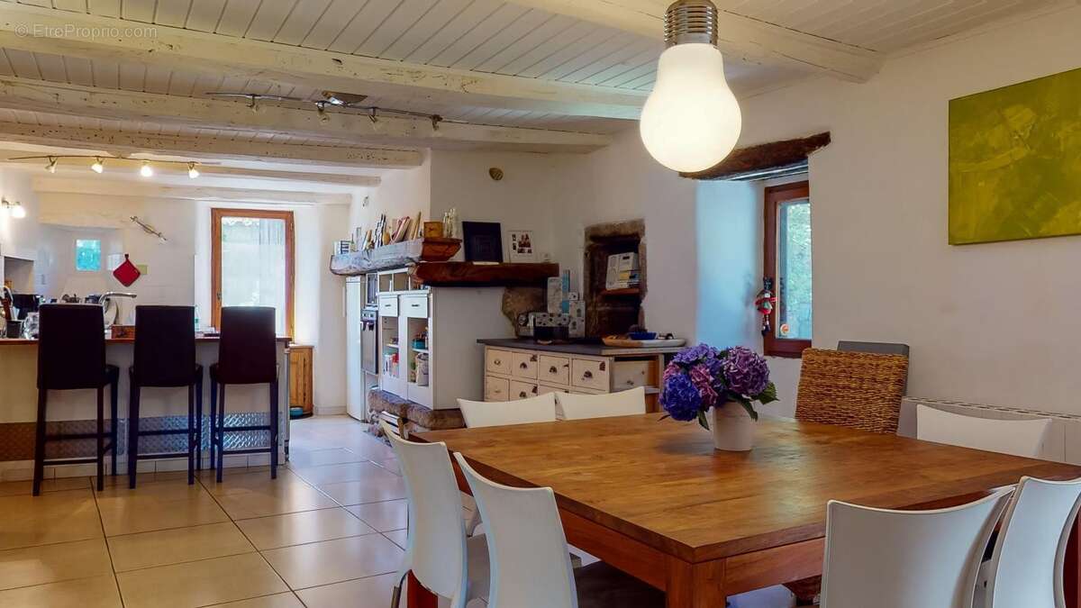 Maison à BEAUMONT