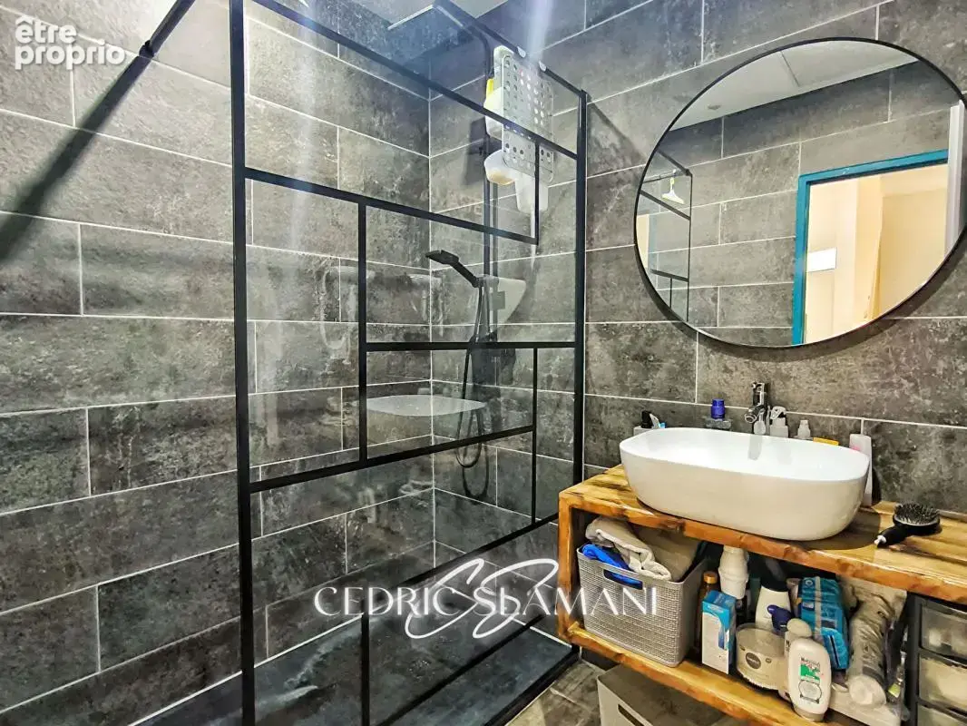 Maison plain pied 70 m2, 2 chambre, cuisine americaine, salon cathedrale, salle d eau, wc, jardin, garage - photo 9