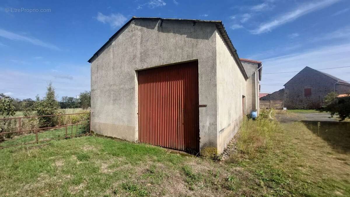 Maison à MAULEON